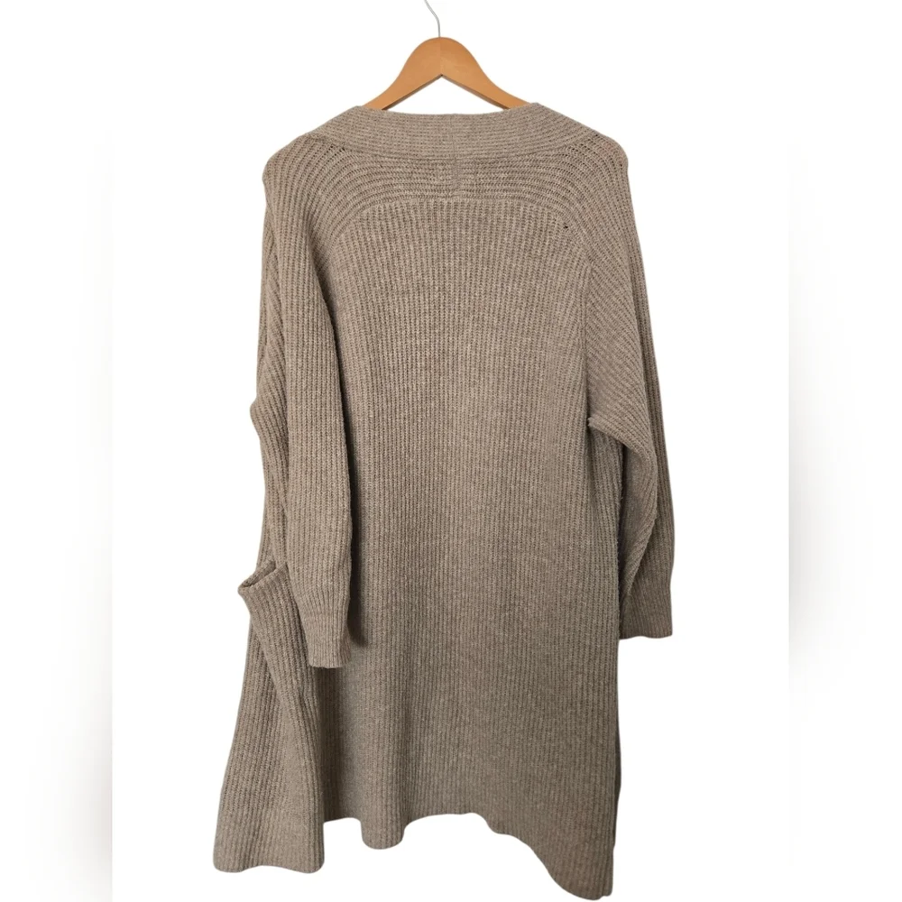 Universal Thread Tan Ribbed Cardigan Size Small - Picture 2 of 6